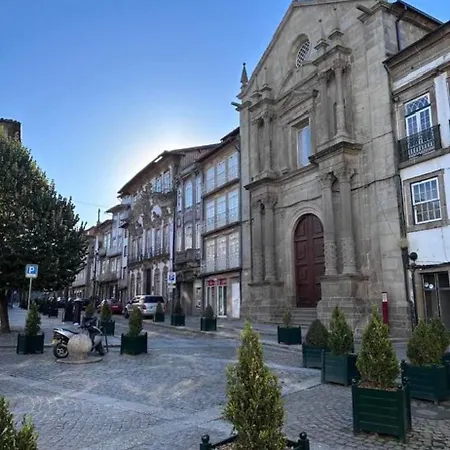 Ferreira's House * Guimarães